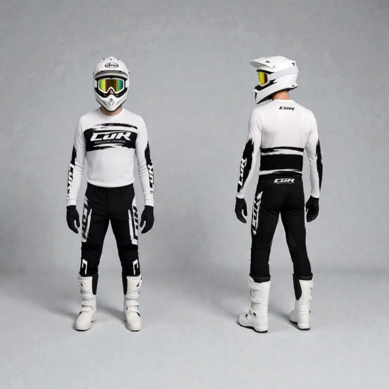 Tenue CRYPTO noir blanc